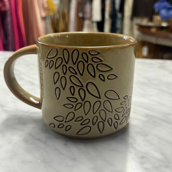 Starbucks Other - Starbucks Incise Leaf Mug in Tan and Brown Coffee Mug From 2013